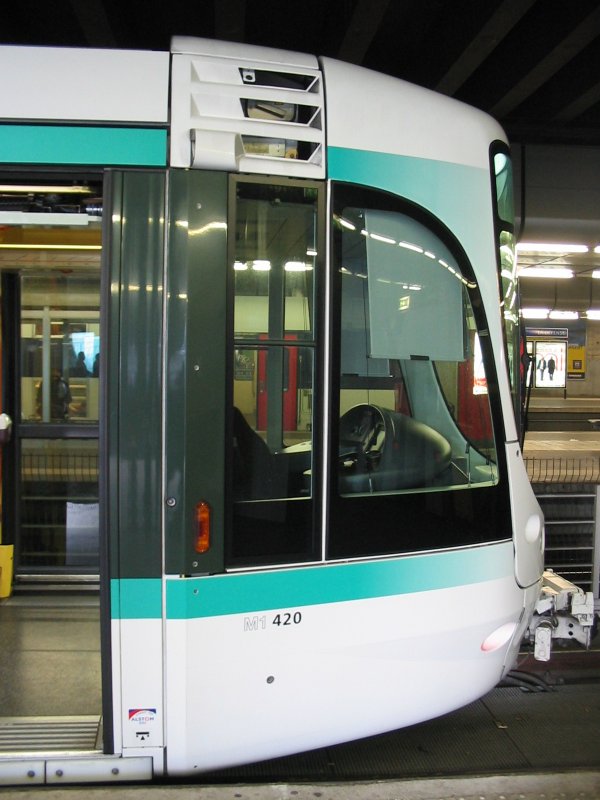 Nez de rame de tramway Citadis à la Défense