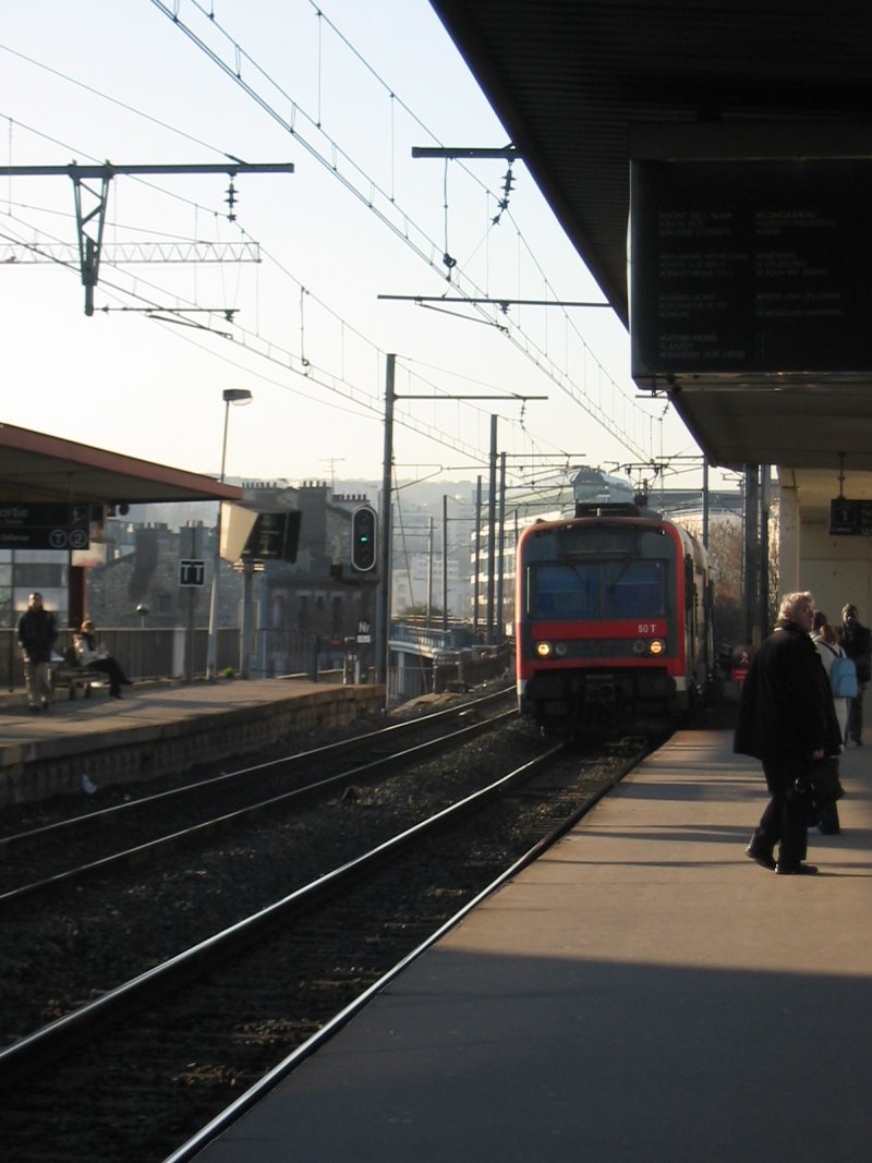 Arrivée du RER C en gare