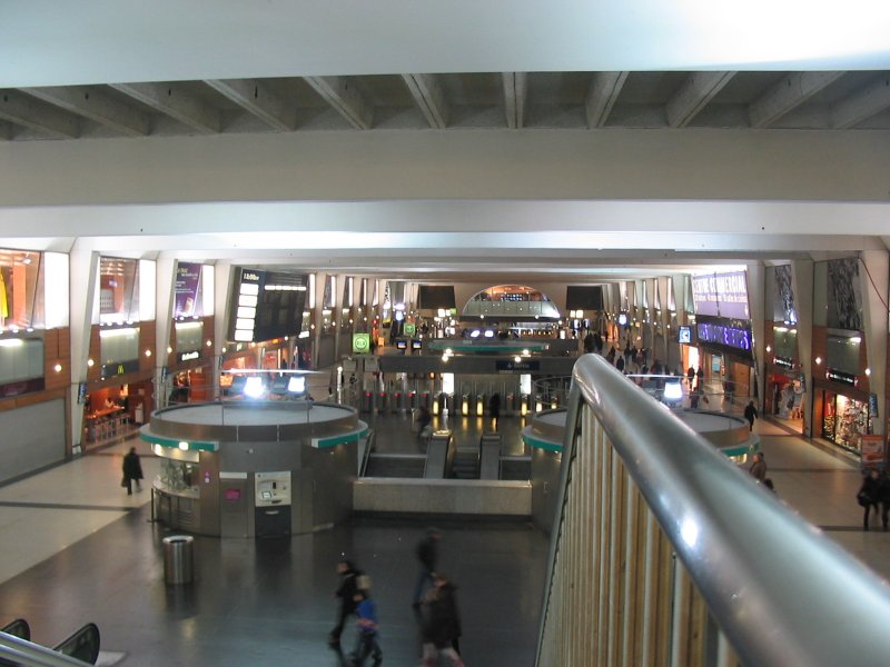 Hall de la gare RER de la Défense